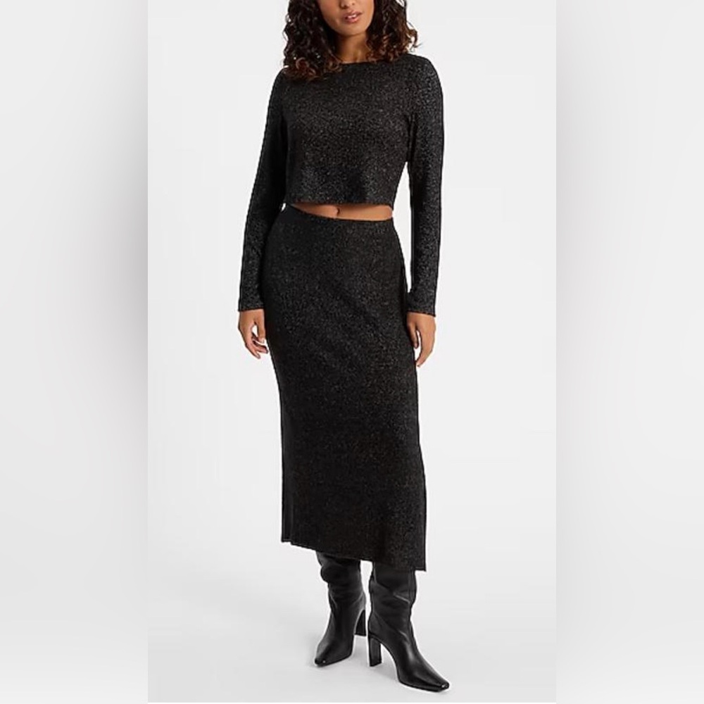 Cozy Knit Fitted Crew Neck
Cropped Top and High Waisted Cozy Knit Midi Skirt